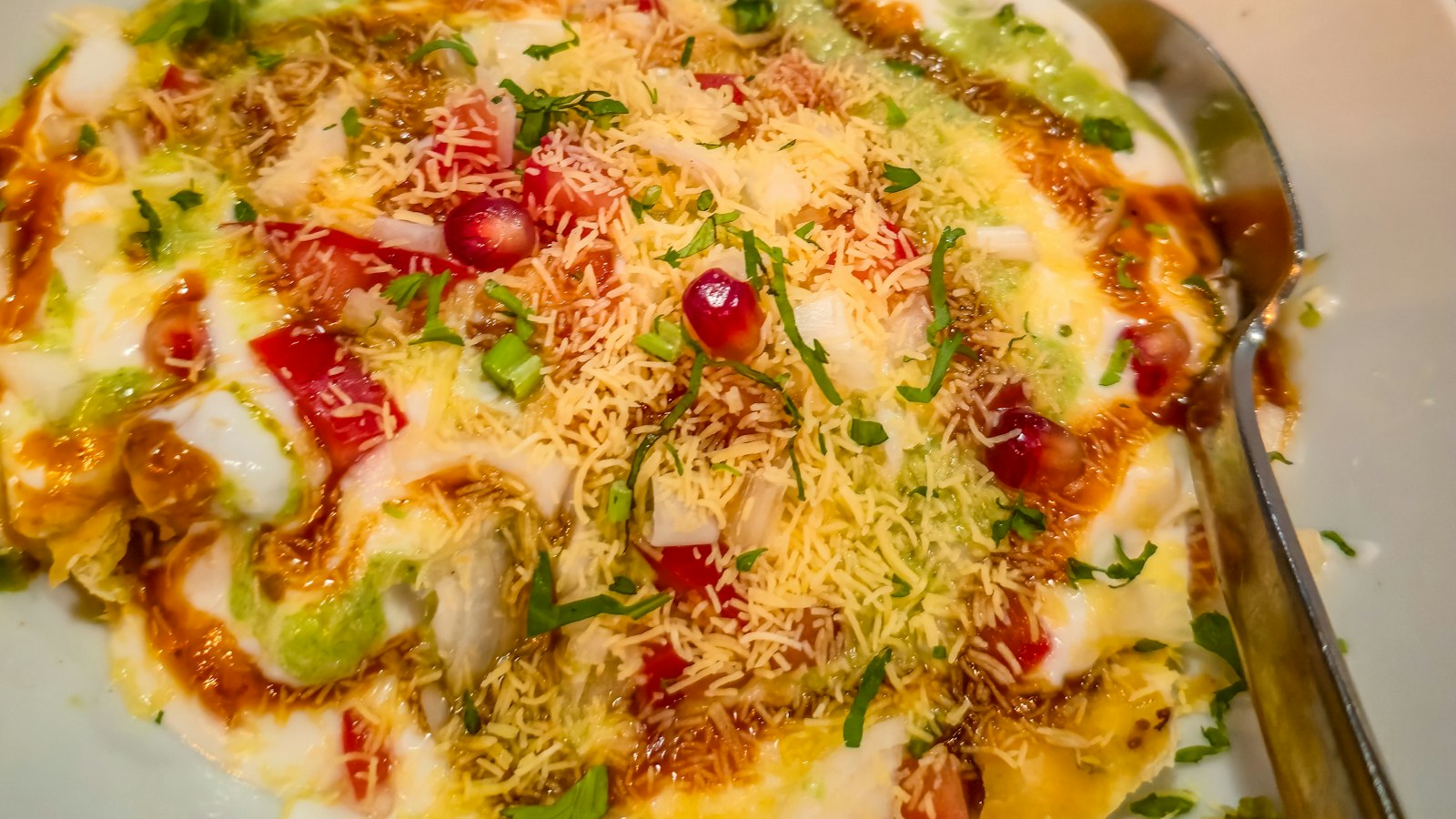 Mumbai street food: 15 dishes to try (and how to eat them safely)